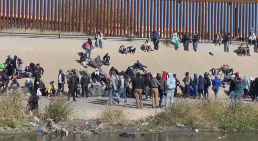 აშშ-ი მექსიკის საზღვრის არალეგალურად გადამსვლელებს უკან გააბრუნებს