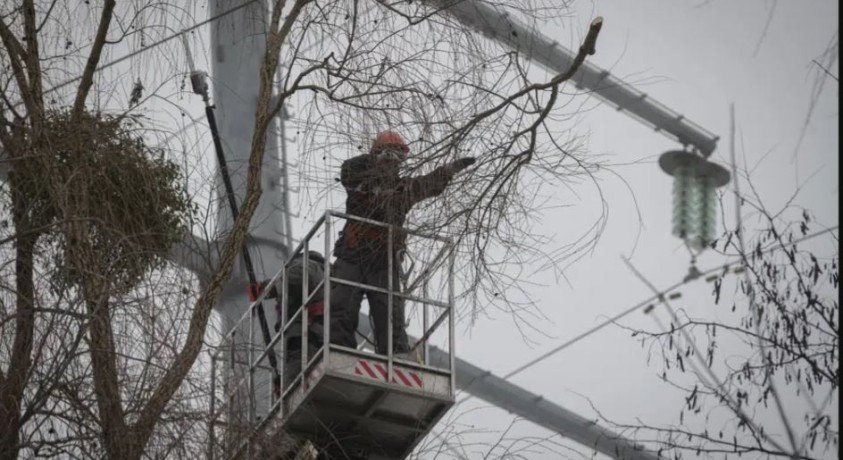 უკრაინის ენერგოსისტემა მუდმივი თავდასხმის ქვეშ არის