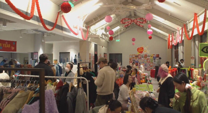 ჩინეთში „ლამპრების ფესტივალზე“ კურდღლის წლის მოსვლას ეგებებიან