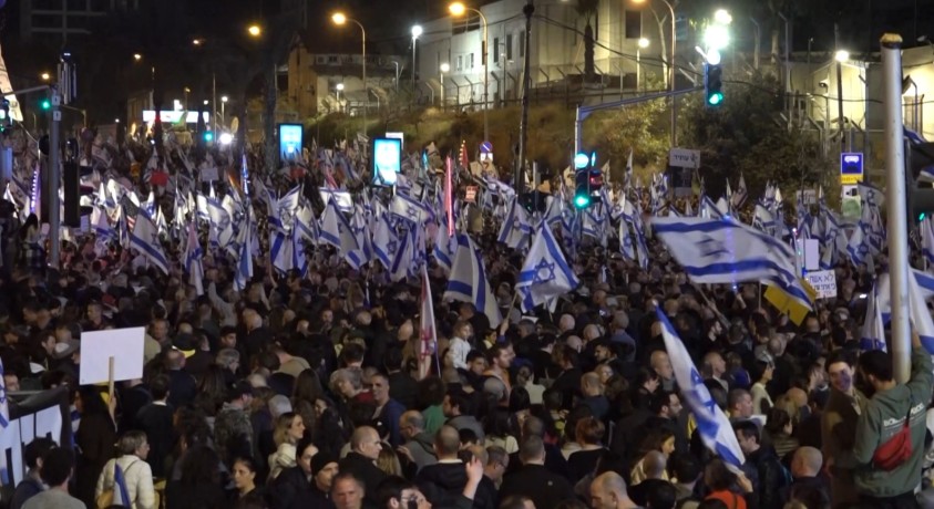 თელ-ავივში 100 ათასამდე დემონსტრანტმა მთავრობის გეგმები გააპროტესტა