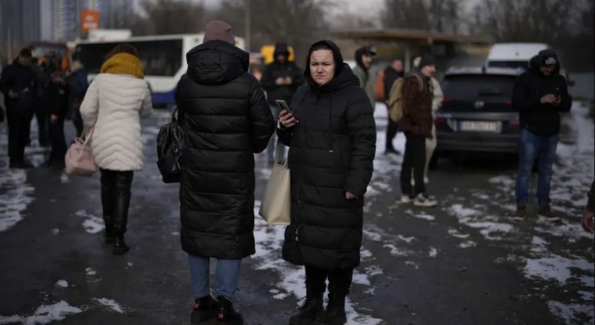 სარაკეტო იერიშს უკრაინულ ქალაქებზე მშვიდობიანი მოსახლეობა ემსხვერპლა