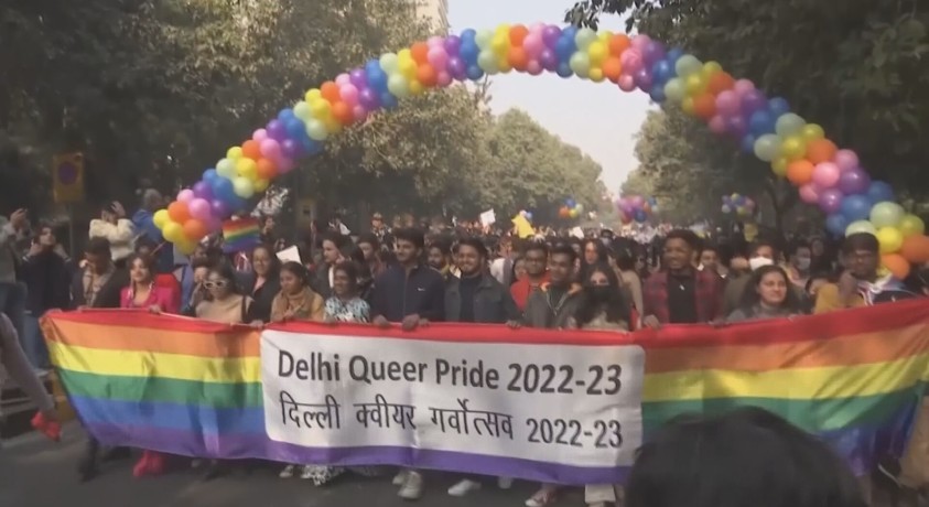 ინდოელი გეი წყვილები ერთნაირსქესიანთა ქორწინების უფლებისთვის იბრძვიან