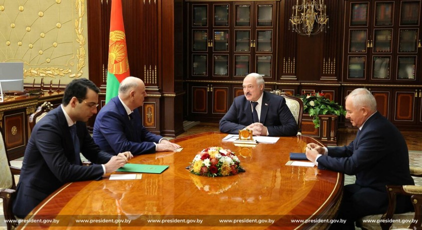 ალექსანდრ ლუკაშენკასა და ასლან ბჟანიას შეხვედრას პოლიტიკოსები აფასებენ