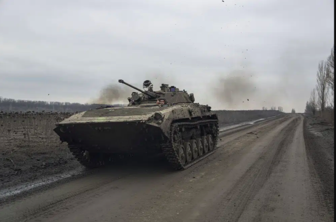 ზელენსკი: უკრაინის ჯარმა შესაძლოა ბახმუტიდან გასვლის გადაწყვეტილება მიიღოს