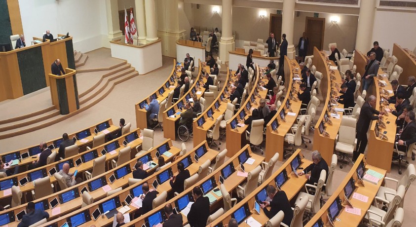 საპარლამენტო უმრავლესობა ომბუდსმენის პოსტზე ლევან იოსელიანის კანდიდატურას მხარს დაუჭერს