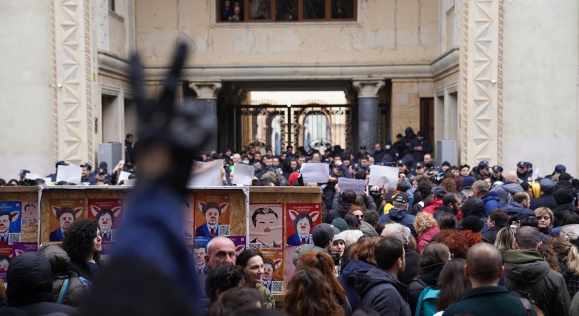 პროტესტი რუსთაველზე დღეს განახლდება