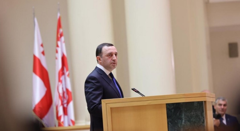 პარლამენტში პრემიერ-მინისტრი ინტერპელაციის წესით გამოკითხეს