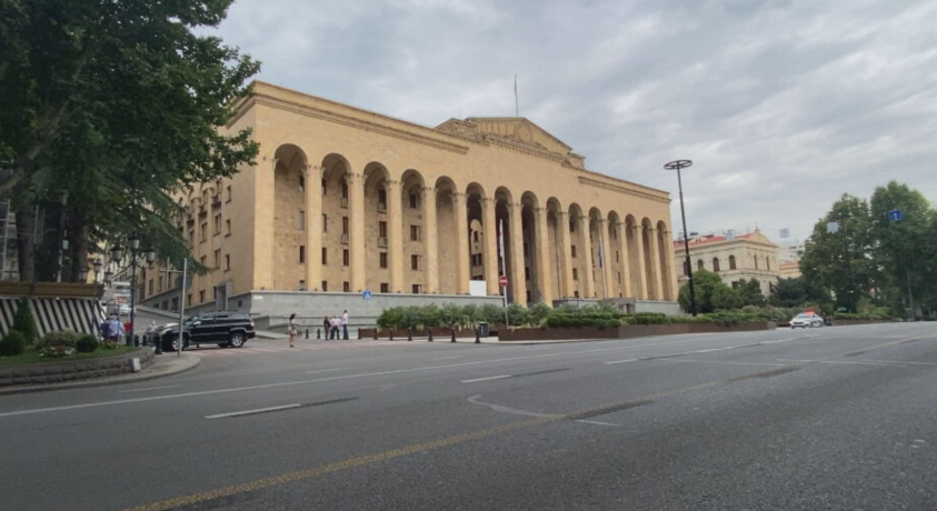 ჰომოფობიური კანონპროექტის განხილვა საქართველოს პარლამენტში უახლოეს დღეებშია მოსალოდნელი