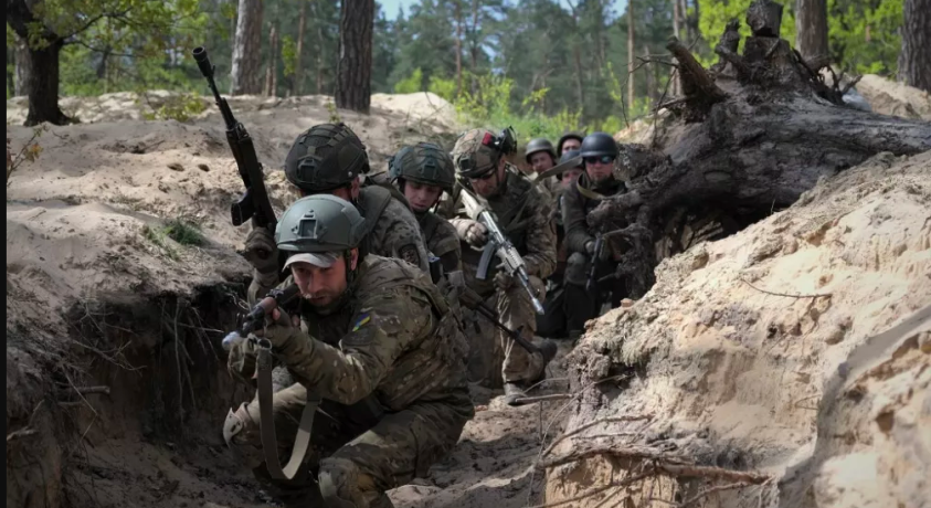 ყველაზე მძიმე ბრძოლები ბახმუტისთვის გრძელდება