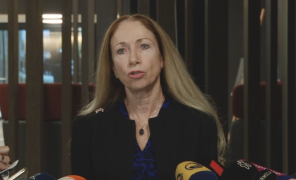 კელი დეგნანი: მნიშვნელოვანი კითხვაა, რა საფასურის გადახდა მოუწევს საქართველოს პირდაპირი ფრენების აღდგენის გამო