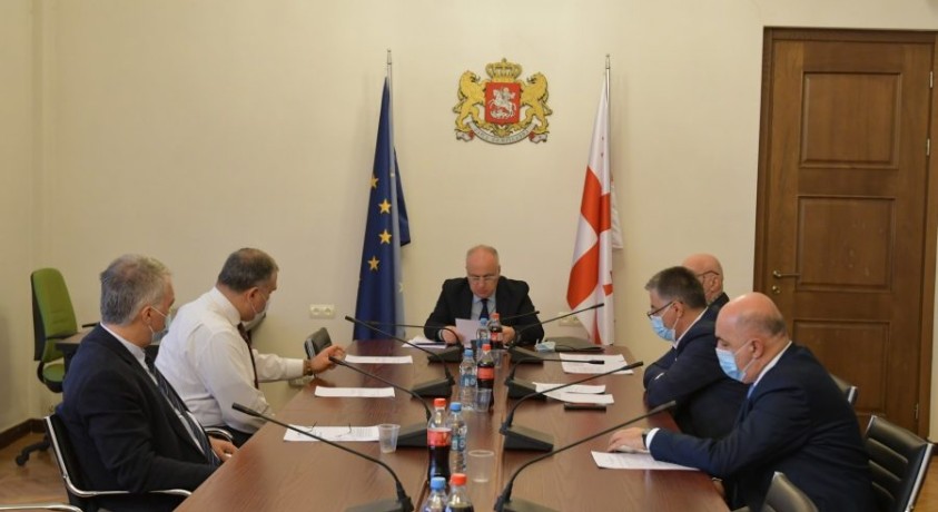 ვაქცინით გამოწვეულ შესაძლო ზიანზე პასუხიმგებლობის აღებას სახელმწიფოც აპირებს