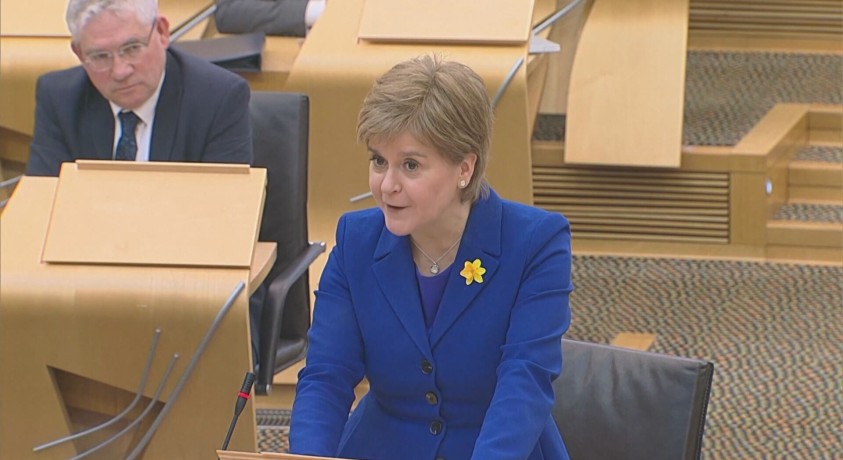 შოტლანდიელი პოლიტიკოსი ნიკოლა სტურჯეონი პოლიციამ გაათავისუფლა