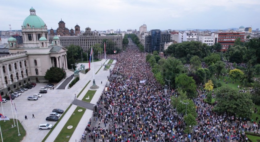 ბელგრადსა და სერბეთის სხვა ქალაქებში ანტისამთავრობო აქცია გაიმართა