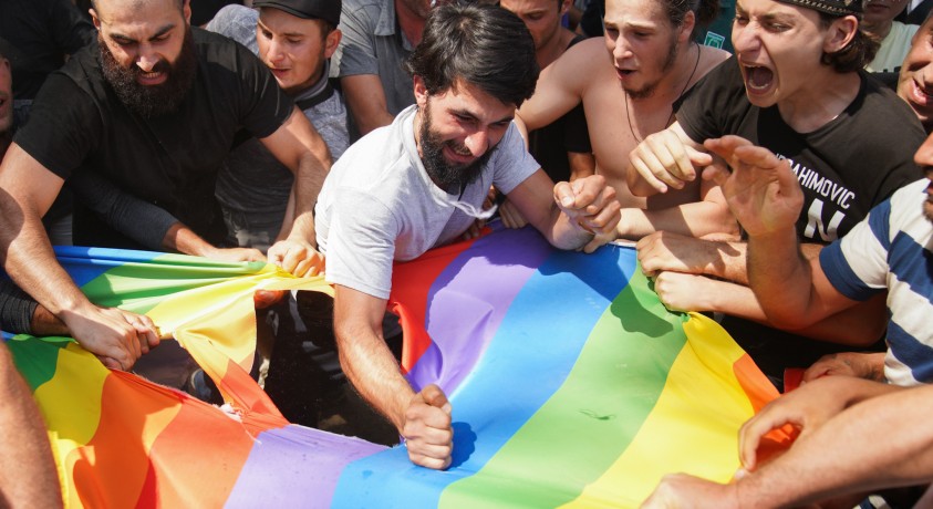 ჩაშლილი “პრაიდ ფესტი” და სახელმწიფოს როლის პოლიტიკური შეფასებები