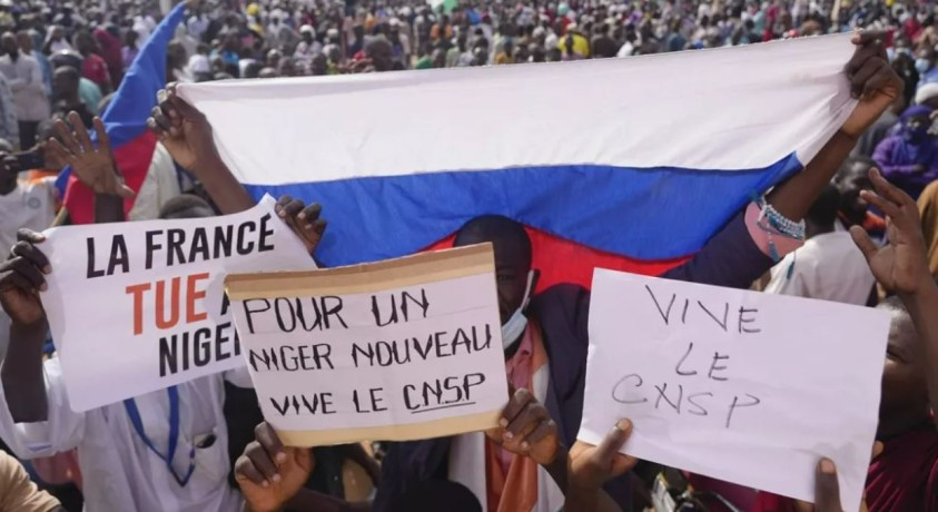 საფრანგეთის ხელისუფლებამ ნიგერიდან თავისი მოქალაქეების ევაკუაცია დაიწყო