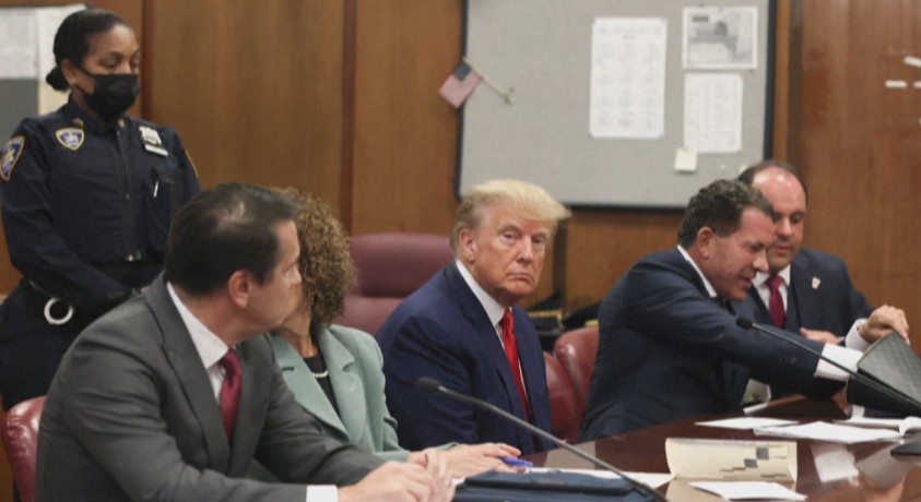 ვაშინგტონში დონალდ ტრამპს ბრალს ოფიციალურად წაუყენებენ