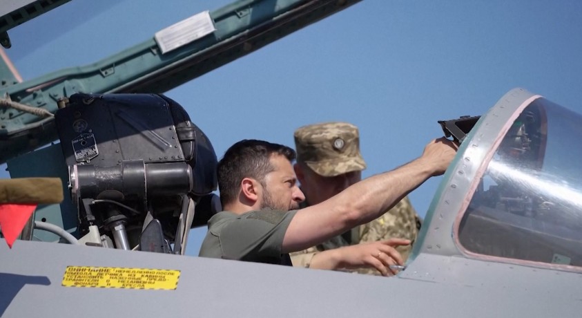 ვოლოდიმირ ზელენსკიმ საჰაერო ძალების წარმომადგენლებს პროფესიული დღესასწაული მიულოცა