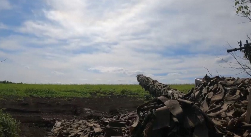 უკრაინელ და რუს სამხედროებს შორის მძიმე ბრძოლები  გრძელდება