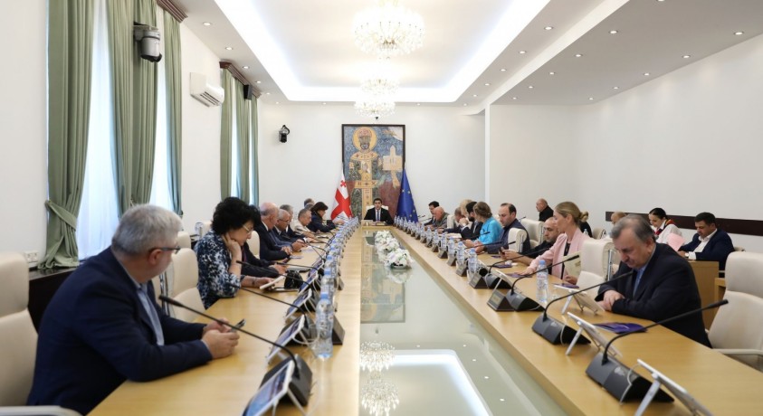 ოპოზიცია პარლამენტში შოვის ტრაგედიის შესახებ საგამოძიებო კომისიის შექმნას ითხოვს