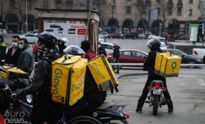 „გლოვოს“ კურიერებმა სამუშაო პირობები გააპროტესტეს