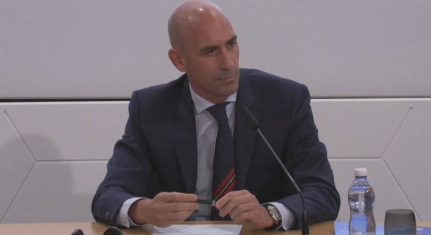 ესპანეთის ფეხბურთის ფედერაციის პრეზიდენტი ლუის რუბიალესი თანამდებობას ტოვებს