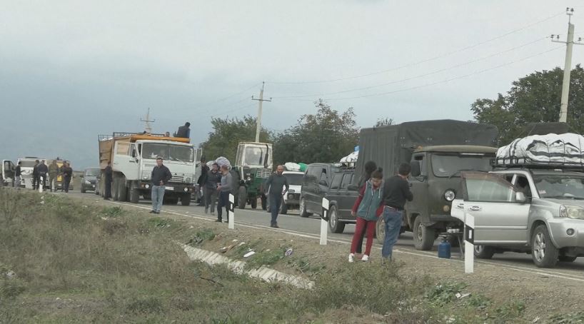 ყარაბაღელ სომხებს ბაქოსი არ სჯერათ და რეგიონს ტოვებენ
