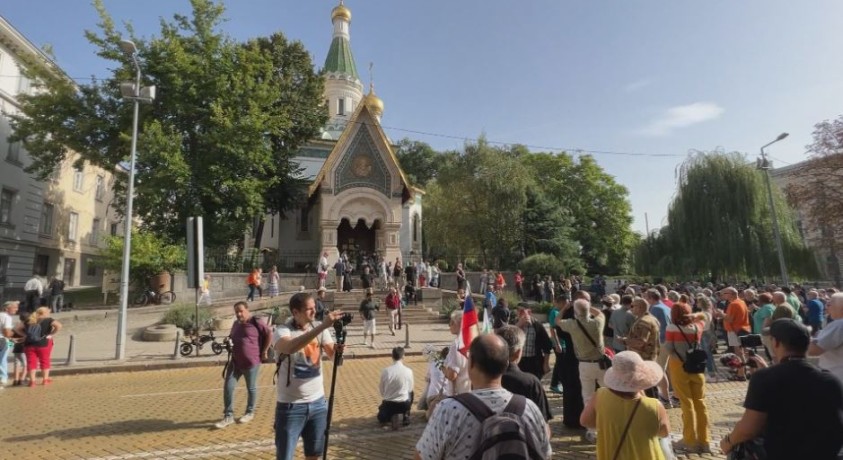 რუსეთის ჯაშუშები ეკლესიაში