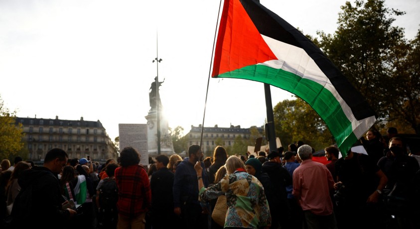 პარიზში პალესტინელების მხარდასაჭერი აქცია წყლის ჭავლითა და ცრემლსადენი აირით დაშალეს