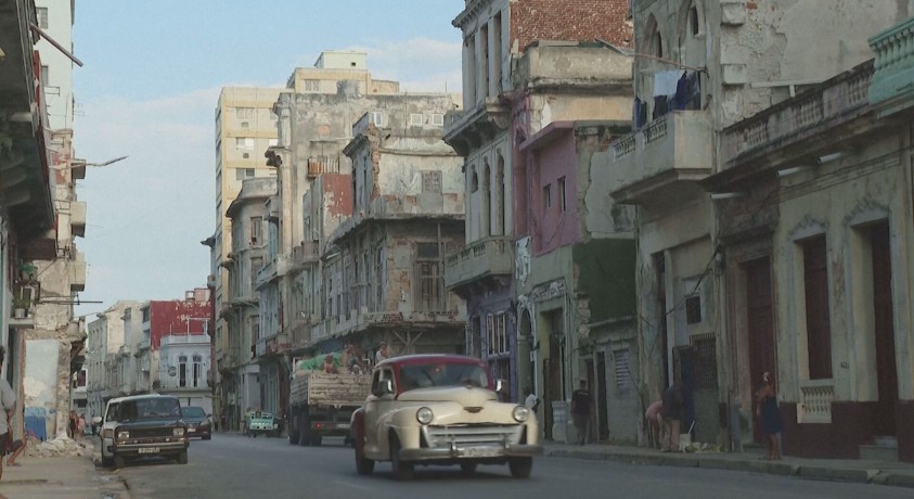 ჰავანის ზოგიერთ უბანში საცხოვრებელი სახლები ინგრევა