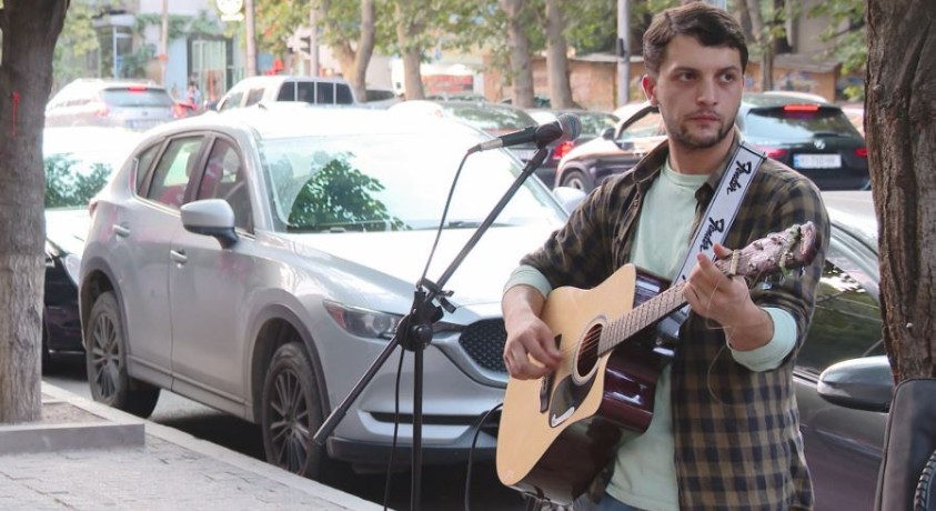 სიმღერა გამვლელებისთვის