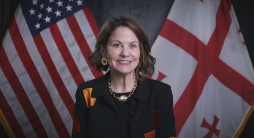 აშშ-ის ელჩი საქართველოს ევროკავშირის წევრობის კანდიდატი ქვეყნის სტატუსის მიღებას ულოცავს