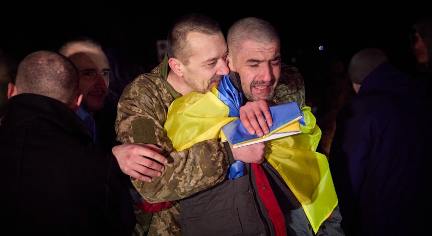 რუსეთმა და უკრაინამ ასობით ტყვე გაცვალა