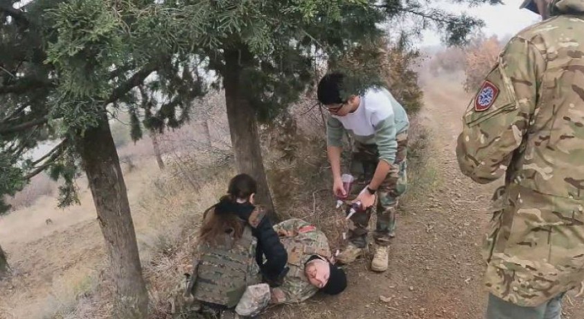 გოგოები ლეგიონში