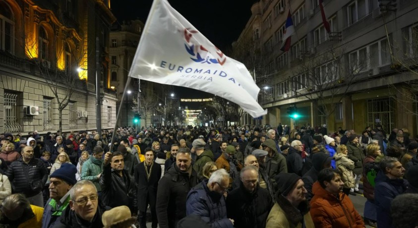 სერბეთში ოპოზიციის მხარდამჭერები არჩევნების შედეგების გაუქმებას მოითხოვენ