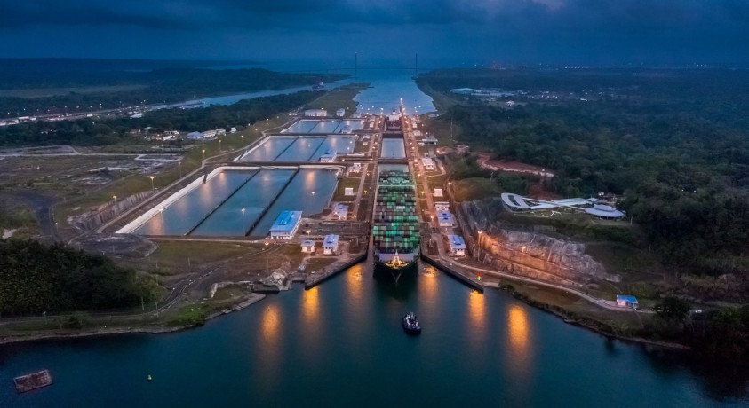 პანამაში ძლიერი გვალვის გამო, სანაოსნო არხით გემების გატარება შეიზღუდა