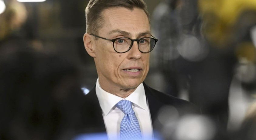 ფინეთში საპრეზიდენტო არჩევნების პირველი ტურში ყოფილმა პრემიერ-მინისტრმა ალექსანდერ სტუბმა გაიმარჯვა