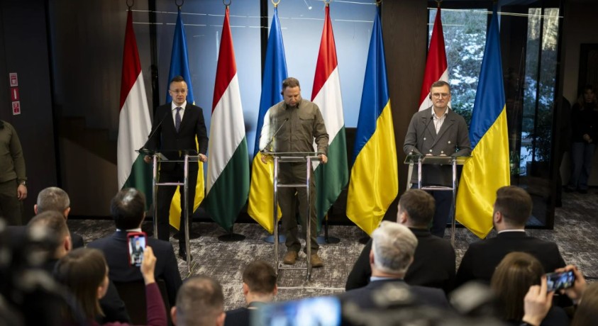 ევროკავშირის სამიტამდე უნგრეთისა და უკრაინის საგარეო საქმეთა მინისტრებმა კიევში შეხვედრა გამართეს