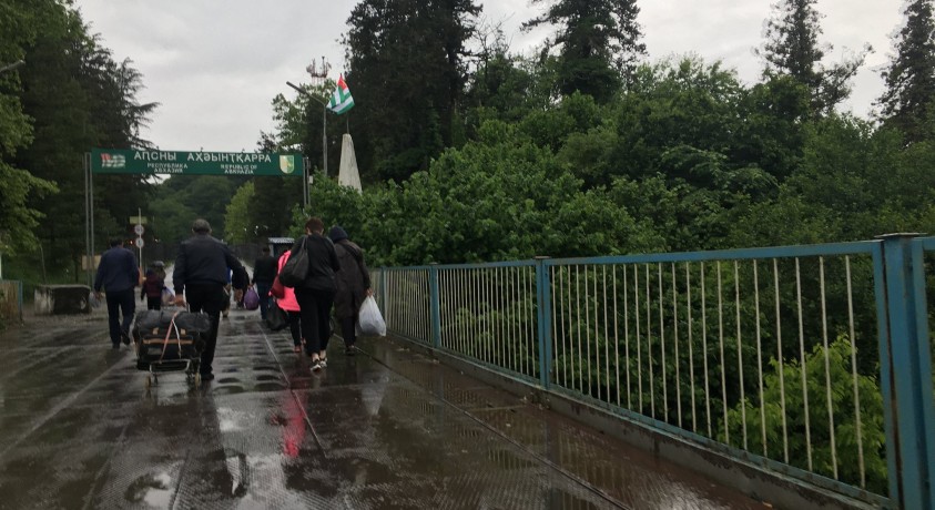 ვის სჭირდება “რუსული კანონი” ოკუპირებულ აფხაზეთში?