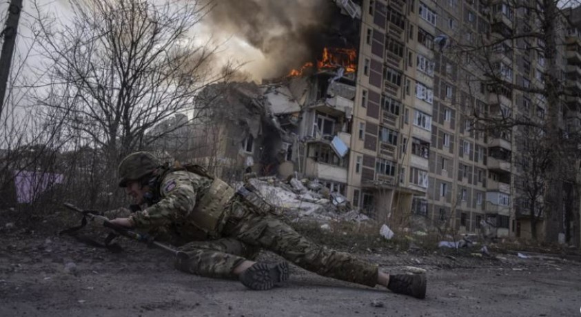 რუსეთი აძლიერებს თავდასხმას ავდიივკის მიმდებარე ტერიტორიებზე