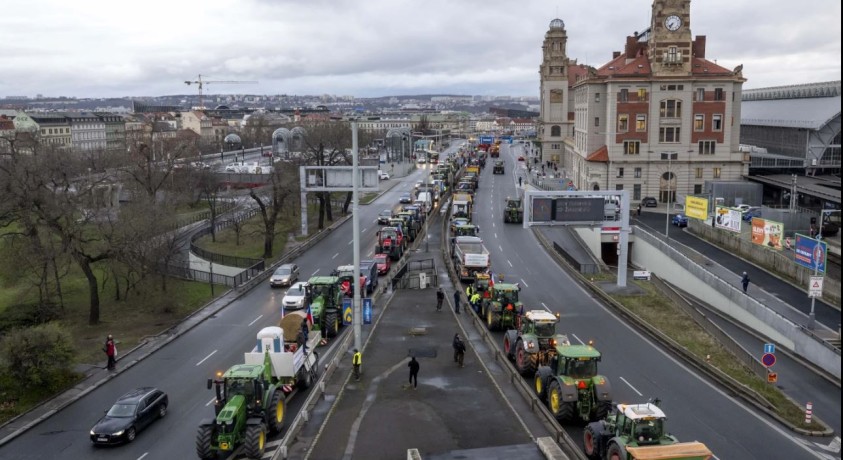 პრაღაში ფერმერებმა საპროტესტო აქცია გამართეს