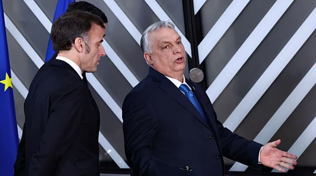 ვიქტორ ორბანი და ემანუელ მაკრონი - Copyright AP