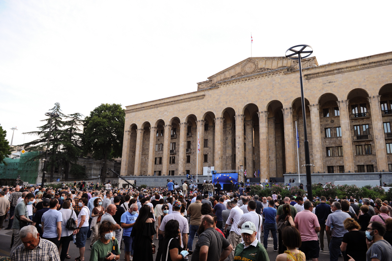 პროტესტი რუსთაველის გამზირზე