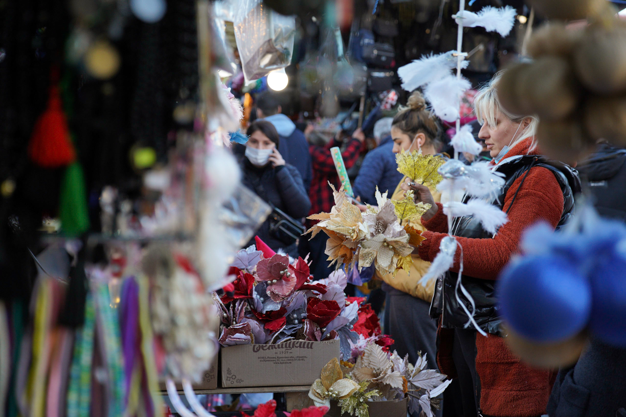 ბაზრობა ახალი წელი ვაჭრობა