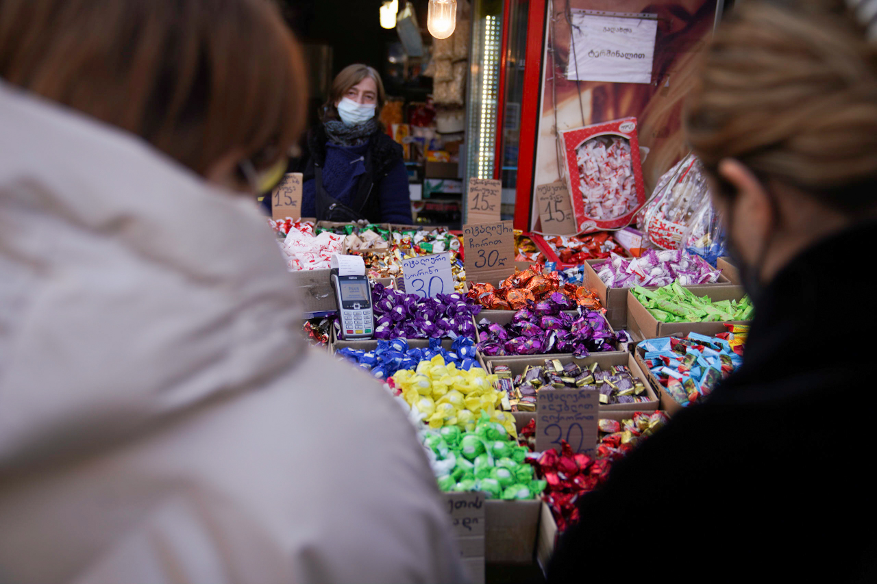 ბაზრობა ახალი წელი ვაჭრობა