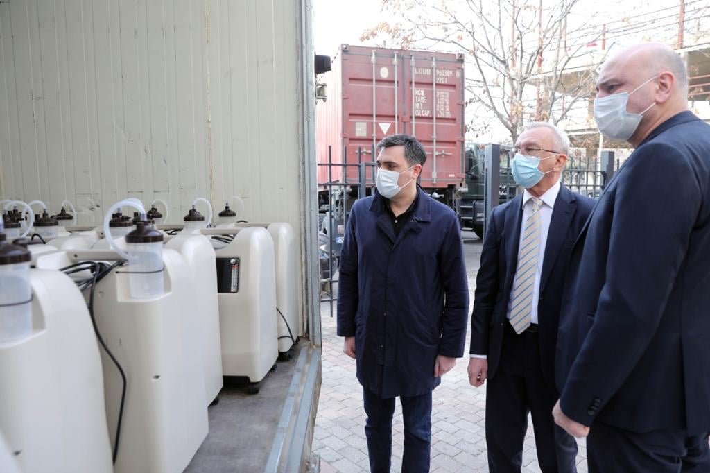 დაზმარება უკრაინას