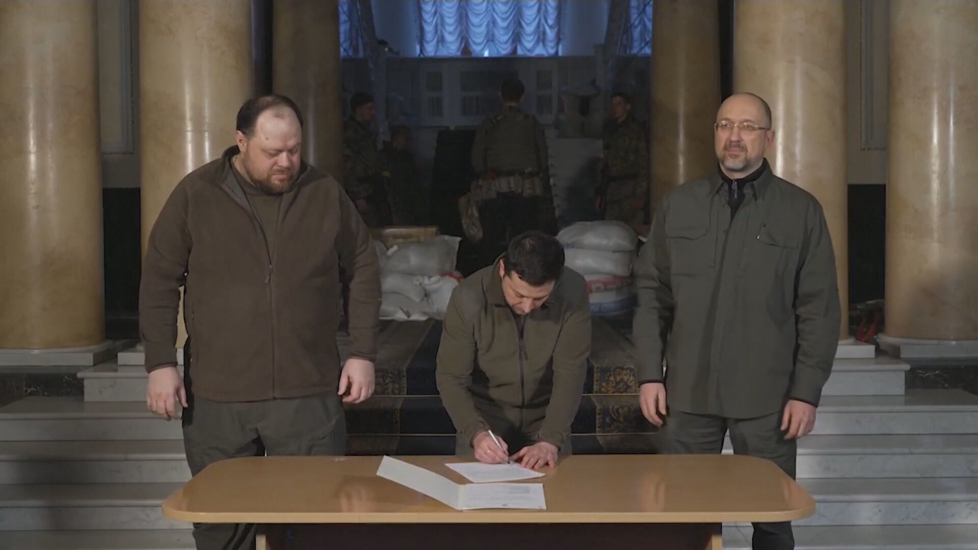 PKG UKRAINE MEMBER_frame_78