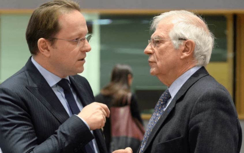 ოლივერ ვარჰეი და ჯოზეფ ბორელი Copyright Euronews