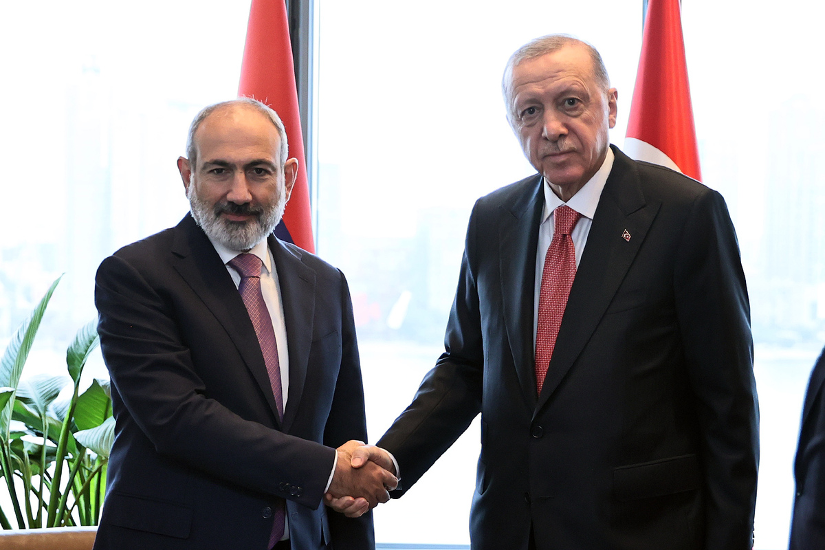ნიკოლ ფაშინიანი და რეჯეფ თაიფ ერდოღანი Copyright www.primeminister.am