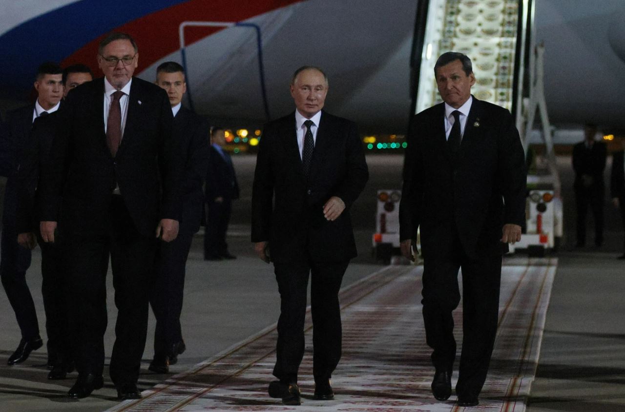 ვლადიმერ პუტინი საერთაშორისო ფორუმზე თურქმენეთში იმყოფება AP