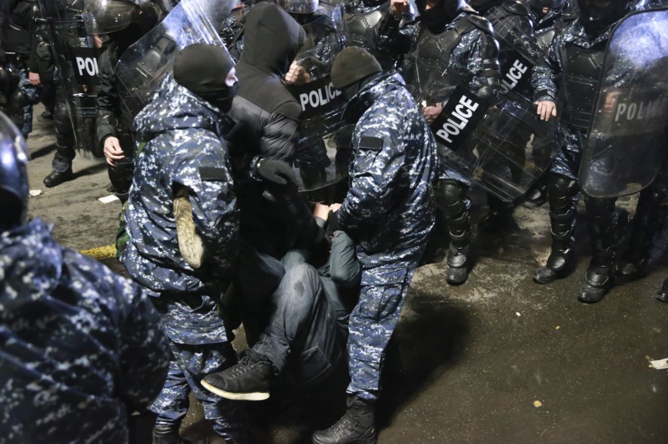 აქციაზე დაკავებულები COpyright AP Photo Zurab Tsertsvadze